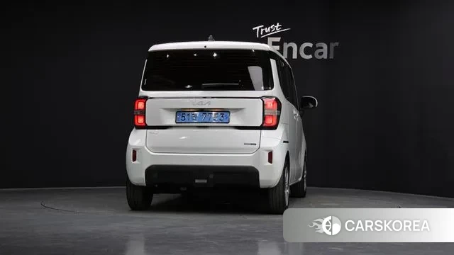 Kia The New Kia Ray EV id 3420447 из Кореи 14