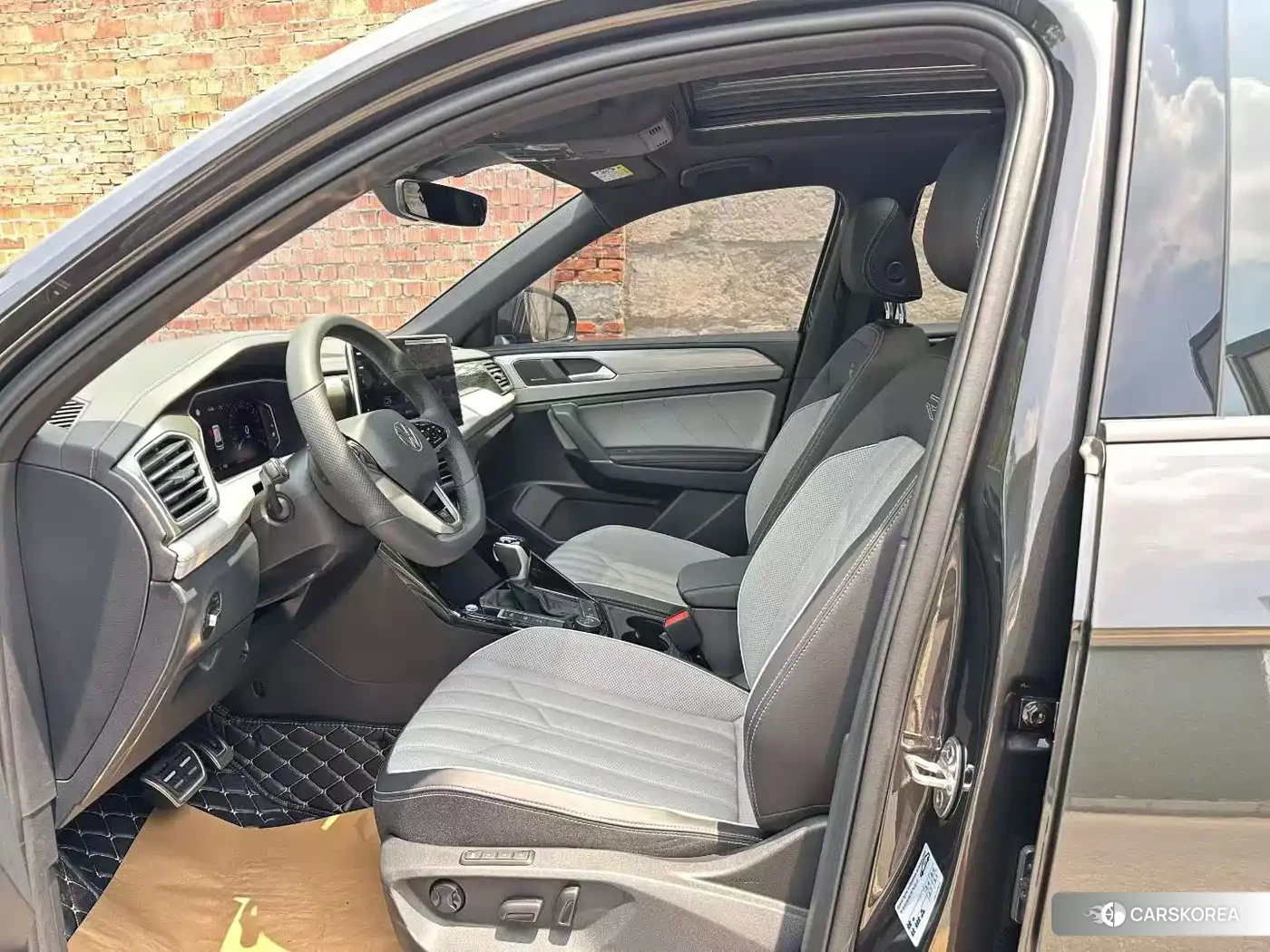 Volkswagen Tayron 2025 Silver/gray из Китая, фото 4