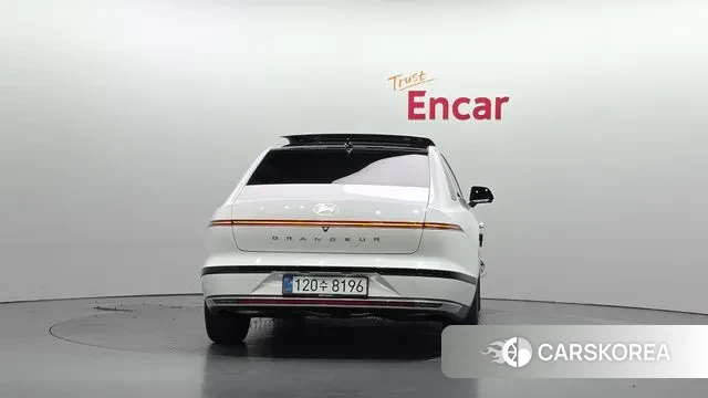 Hyundai Grandeur (GN7) id 3382806 из Кореи 14