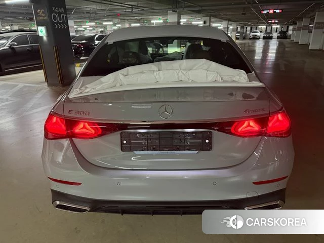 Mercedes-Benz E-Class W214 id 4367568 из Кореи 10