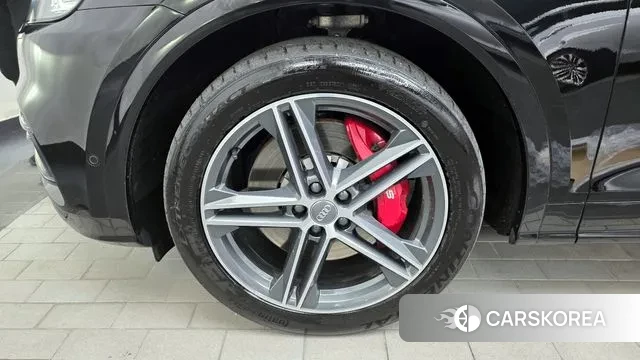 Audi SQ5 (FY) id 3514332 из Кореи 14