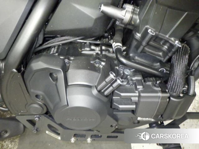 Engine photo