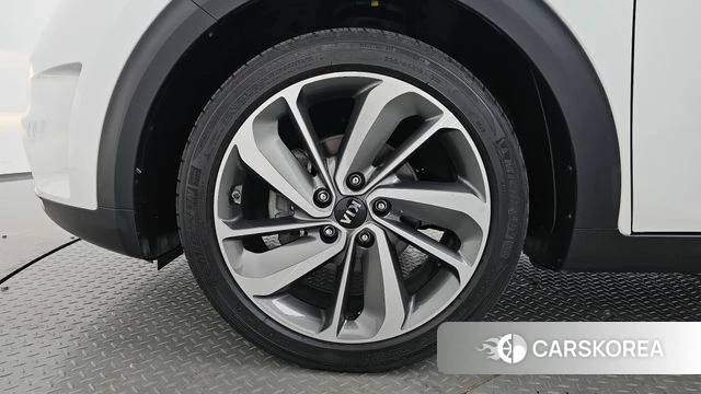 Kia Niro id 4345842 из Кореи 24