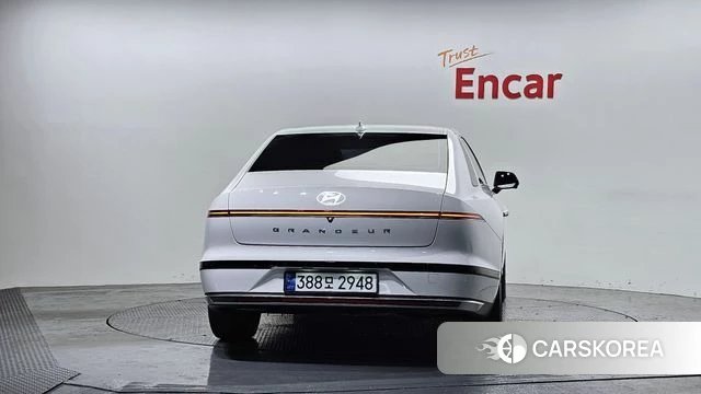 Hyundai Grandeur (GN7) id 3806033 из Кореи 14