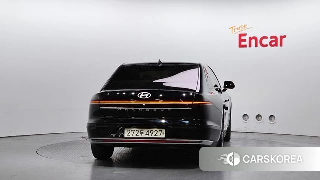 Hyundai Grandeur (GN7) id 4281198 из Кореи 14