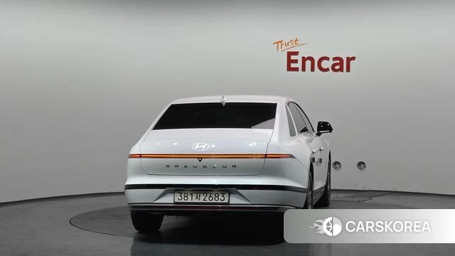 Hyundai Grandeur Hybrid (GN7) id 3909245 из Кореи 14