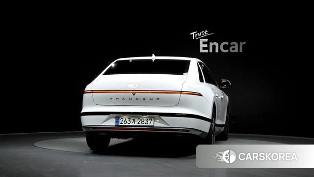 Hyundai Grandeur Hybrid (GN7) id 3922216 из Кореи 14