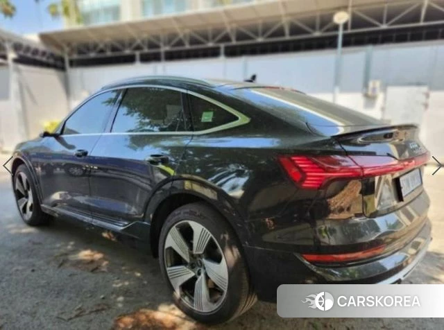 Audi e-Tron 2022 Черный из Кореи, фото 4