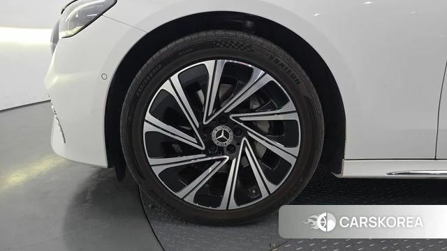 Mercedes-Benz E-Class W214 id 4675130 из Кореи 27