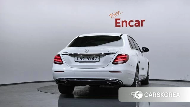 Mercedes-Benz E-Class W213 id 4317884 из Кореи 30