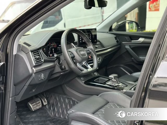 Audi Q5L Sportback id 4261489 из Китая 12