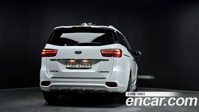 Kia The New Carnival id 2718132 из Кореи 14