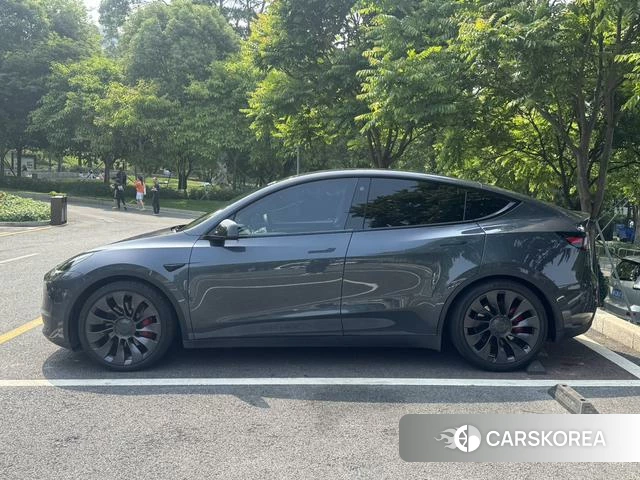 Tesla Model Y id 4222136 из Китая 8
