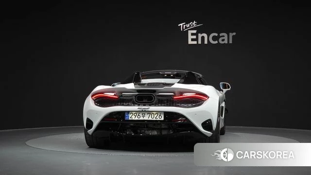 McLaren 750S id 4017256 из Кореи 14