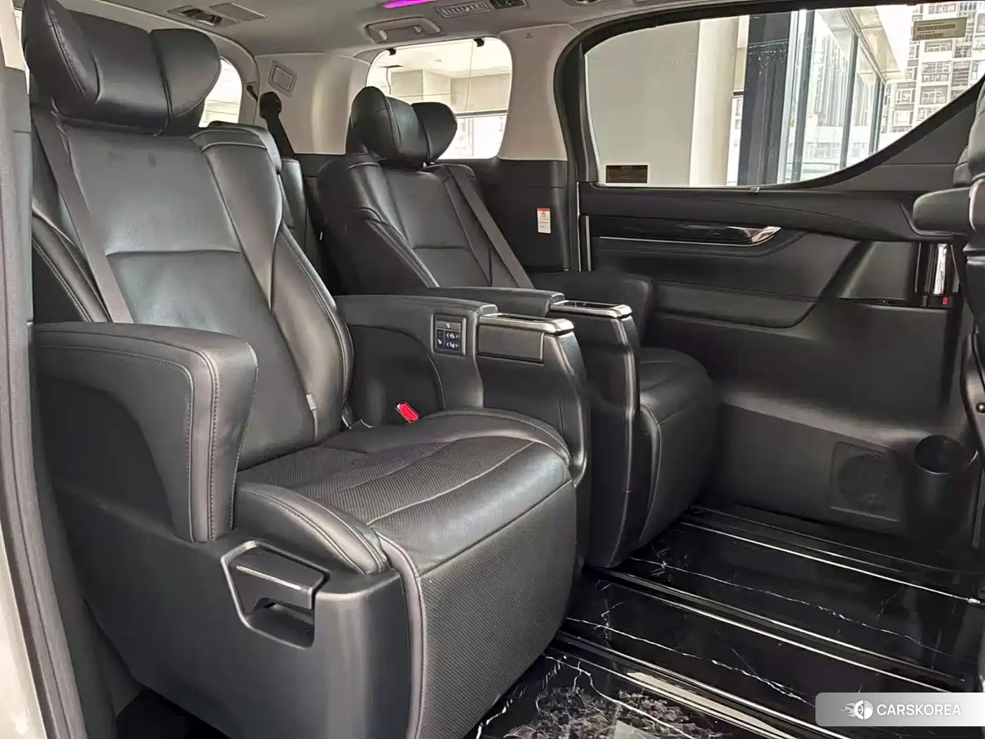 Toyota Vellfire id 4681234 из Китая 11