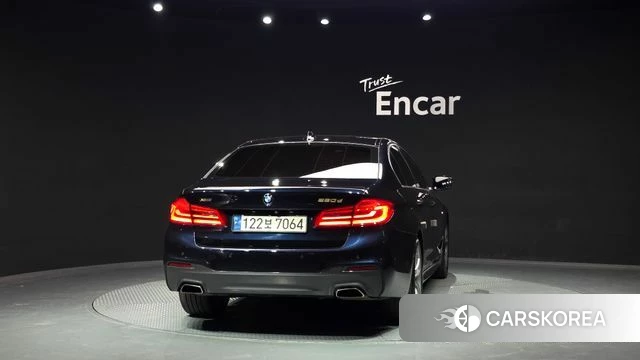 BMW 5 Series (G30) id 4520967 из Кореи 14