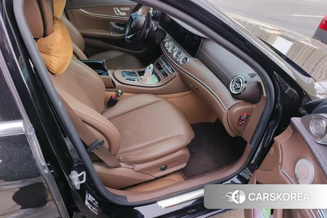 Mercedes-Benz E-class id 4257643 из Китая 11