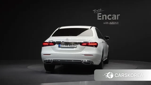 Mercedes-Benz E-Class W213 id 3753208 из Кореи 14