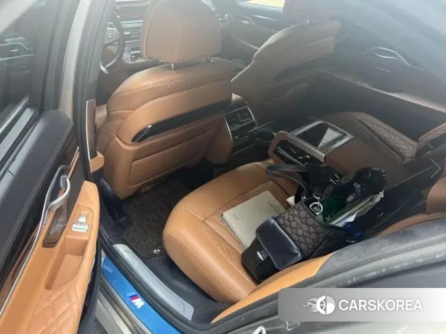 BMW 7 Series (G11) 2020 Серебристо-серый из Кореи, фото 4