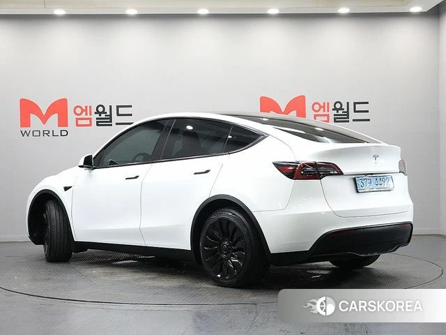 Tesla Model Y 2023 Белый из Кореи, фото 4