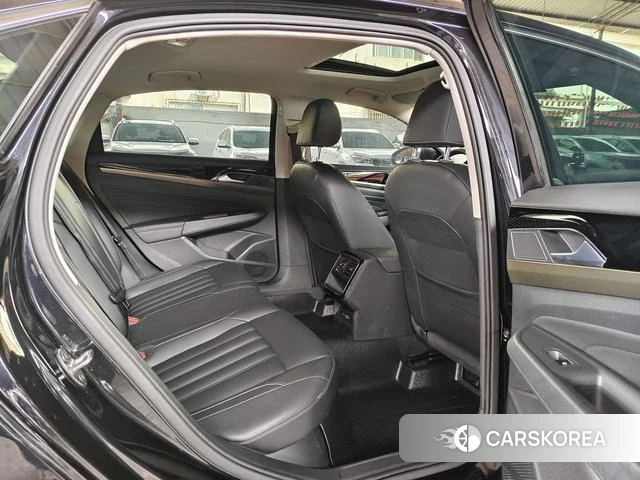 Volkswagen Passat 2021 Черный из Китая, фото 6