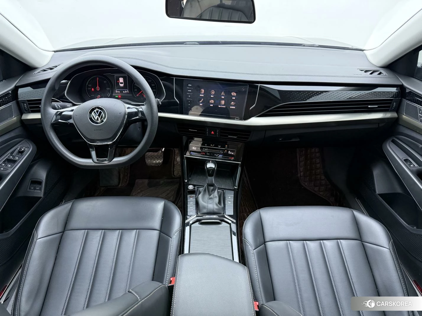 Volkswagen Passat PHEV id 4492783 из Китая 10