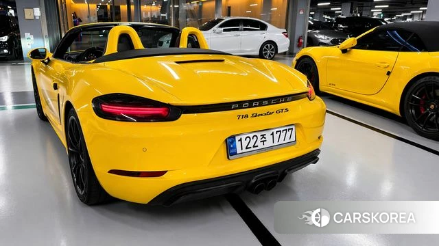 Porsche 718 Boxster 2018 Желтый из Кореи, фото 6