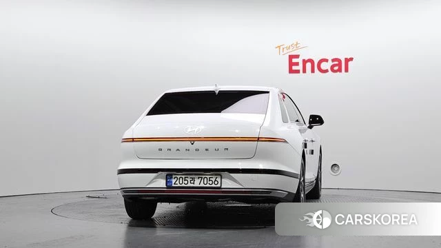 Hyundai Grandeur (GN7) id 4630856 из Кореи 24