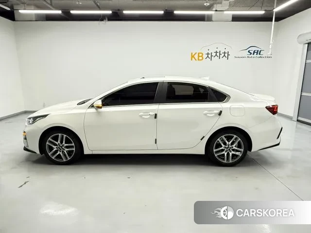 Kia Come New K3 id 3643788 из Кореи 14