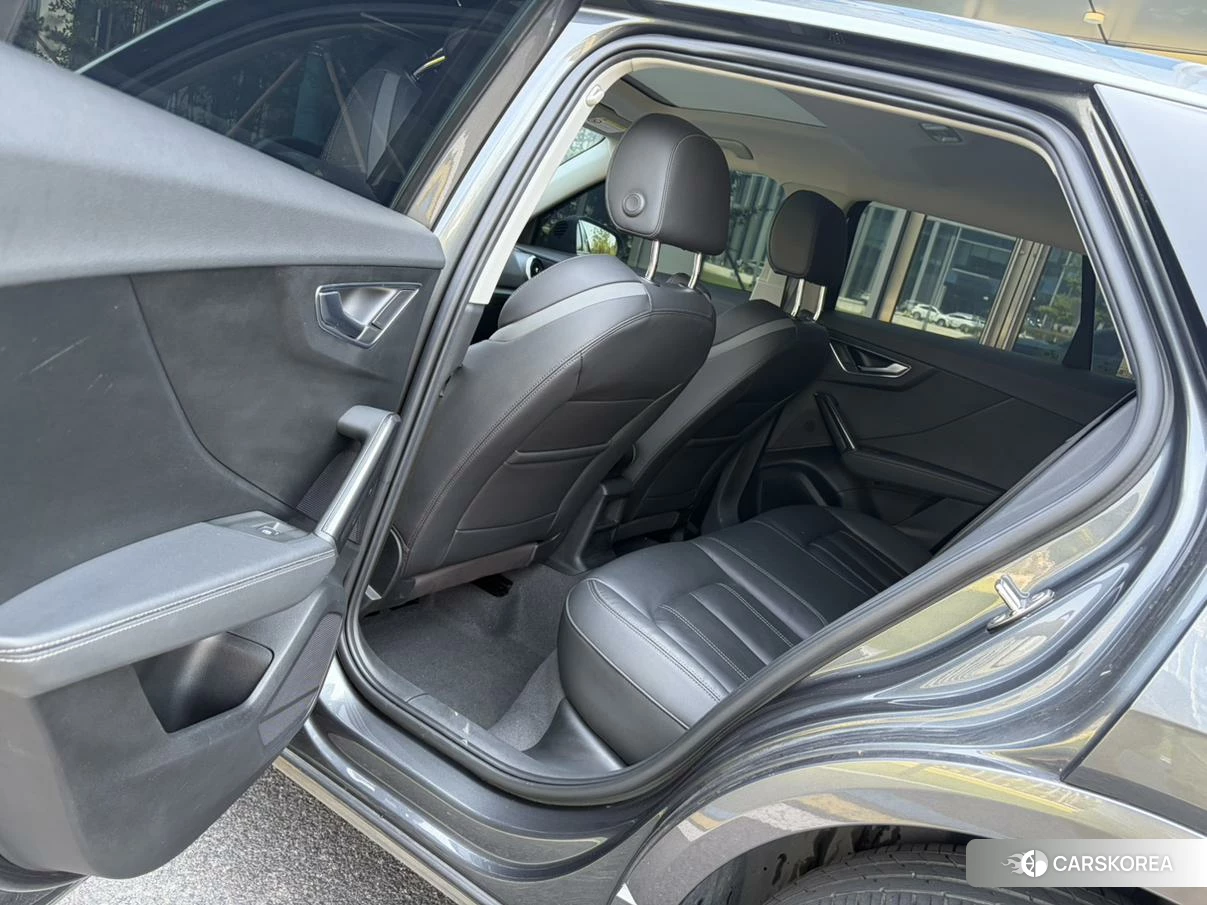 Audi Q2L id 4454524 из Китая 10