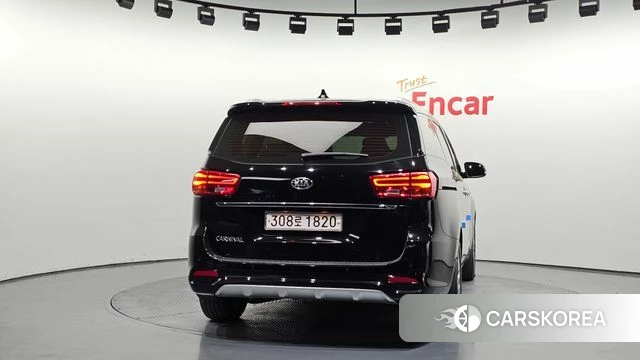 Kia The New Carnival id 4196668 из Кореи 14