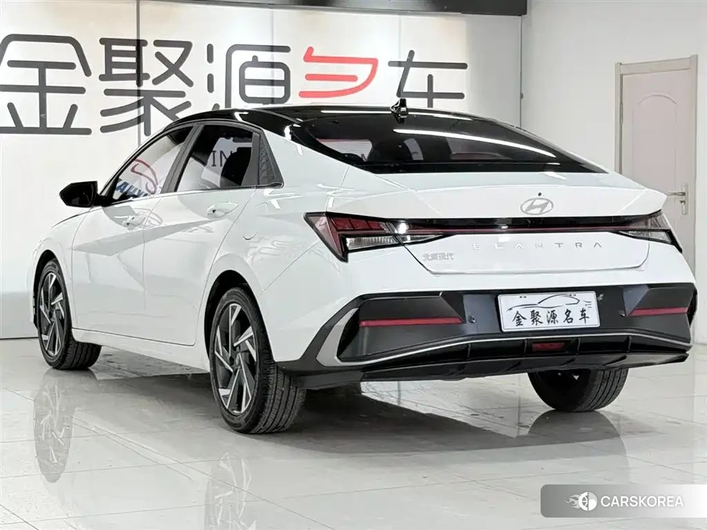 Hyundai Elantra id 4538797 из Китая 12
