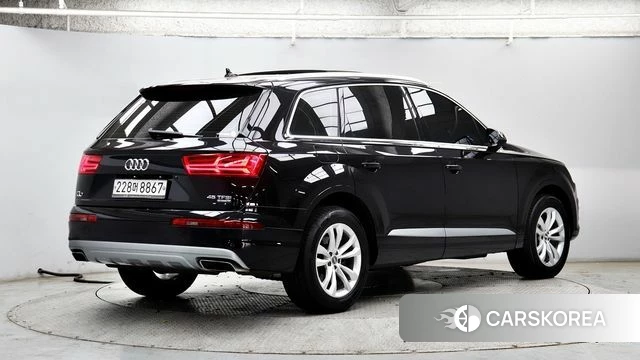 Audi Q7 (4M) id 3853310 из Кореи 14