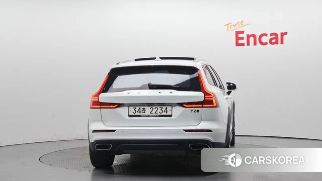 Volvo V60 Cross-Country 2nd Generation id 4304679 из Кореи 30