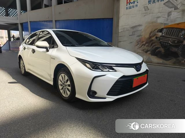 Toyota Corolla 2022 Белый из Китая, фото 4