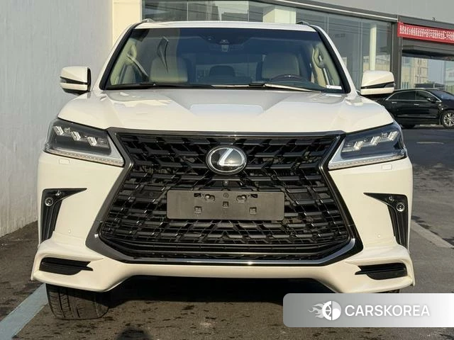 Lexus LX id 4260687 из Китая 14