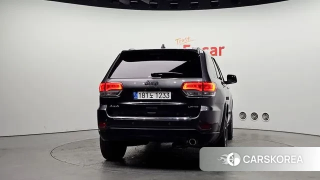 Jeep Grand Cherokee id 3672552 из Кореи 14