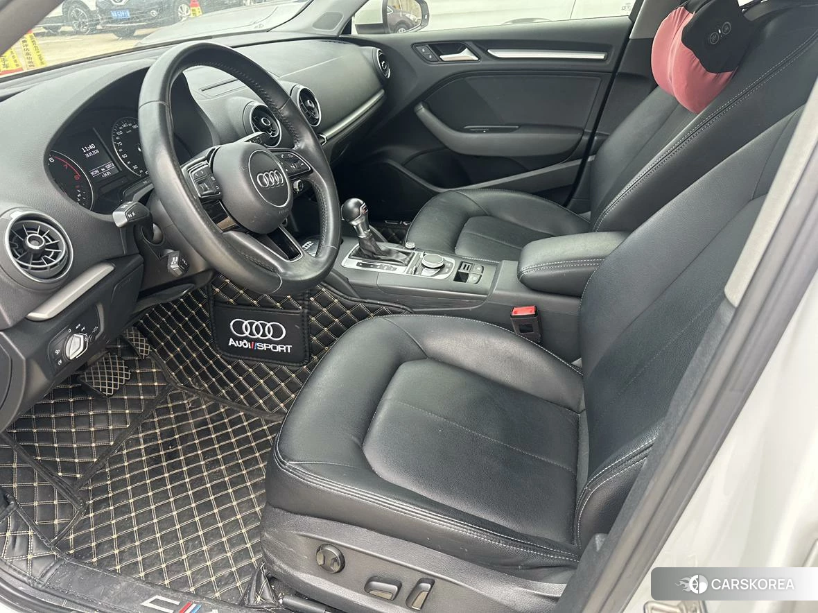 Audi A3 2019 Белый из Китая, фото 4