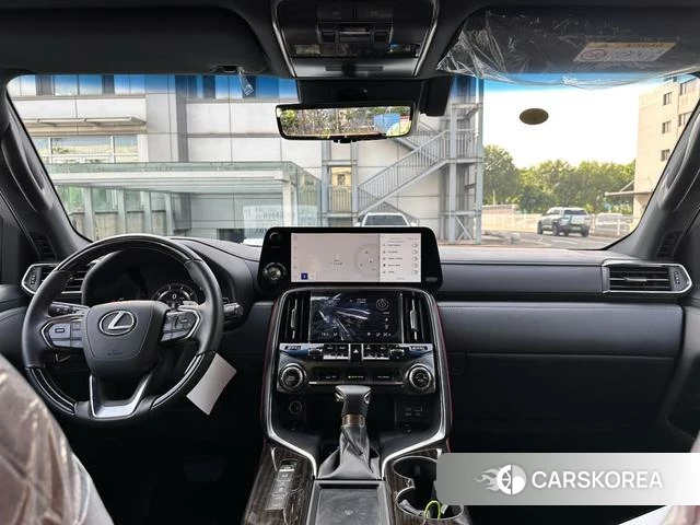 Lexus LX id 4367064 из Китая 29