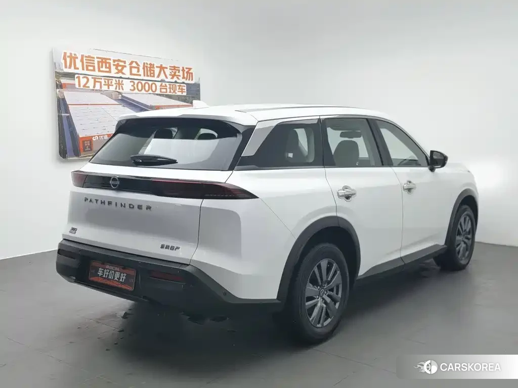 Nissan Pathfinder id 4664596 из Китая 18