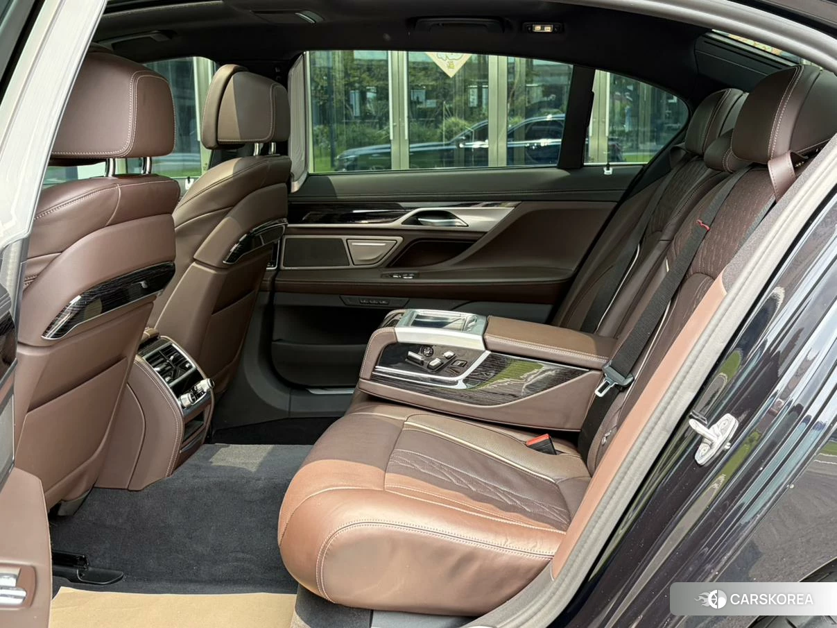 BMW 7 series id 4512605 из Китая 13