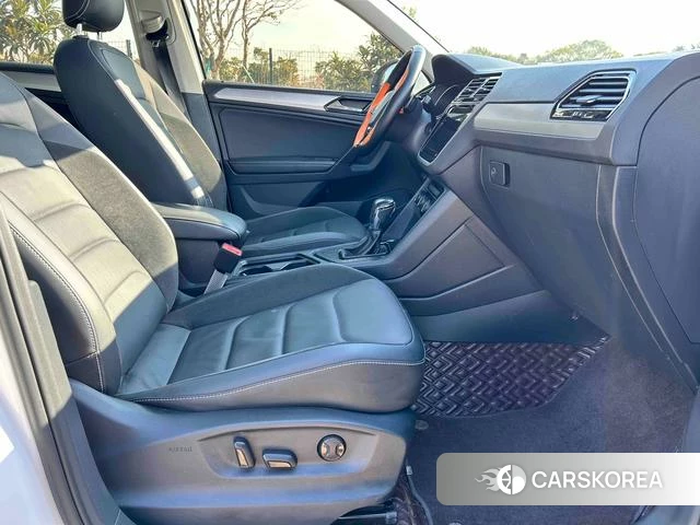 Volkswagen Tiguan L id 4241627 из Китая 7