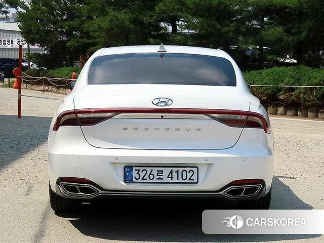 Hyundai The New Grandeur IG id 4409437 из Кореи 14