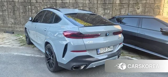 BMW X6 (G06) 2024 Серебристо-серый из Кореи, фото 4