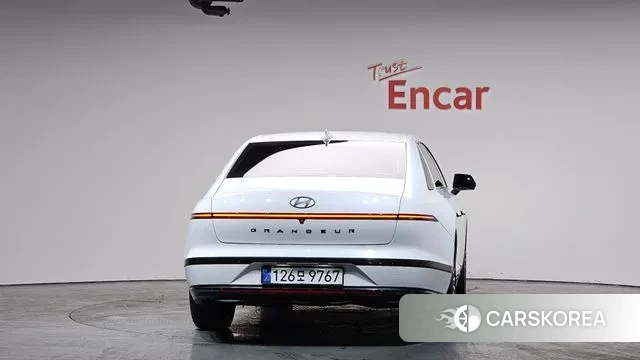 Hyundai Grandeur (GN7) id 3732253 из Кореи 14