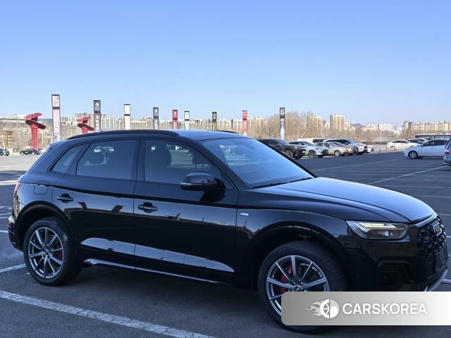 Audi Q5L id 4215024 из Китая 9