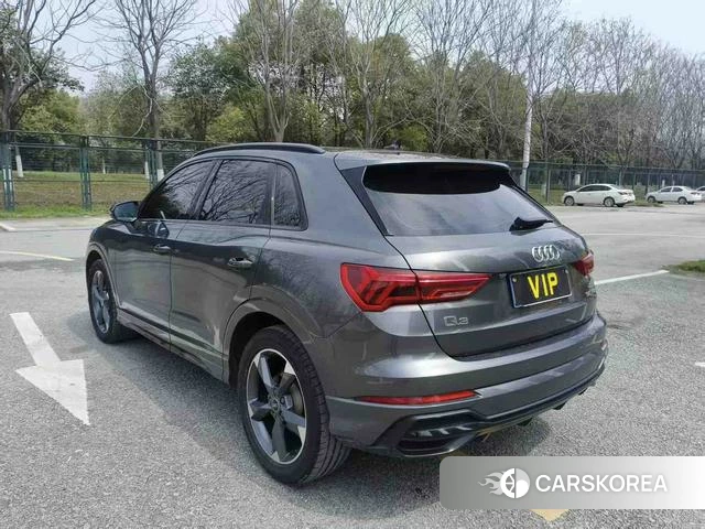 Audi Q3 2021 Темно-серый из Китая, фото 5