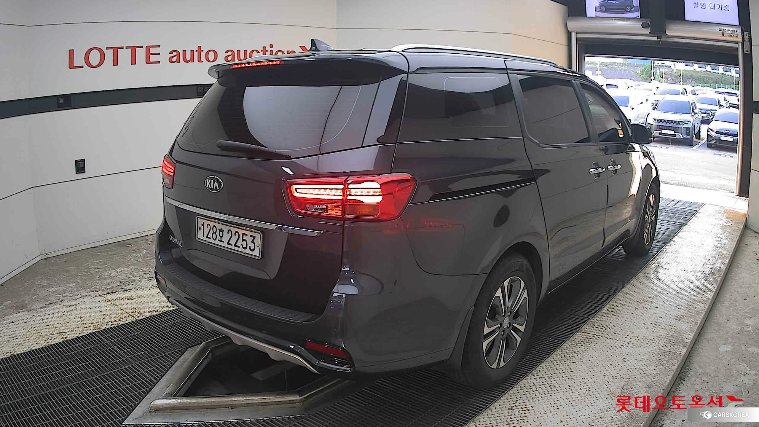 Kia Carnival id 4909248 из Кореи 31