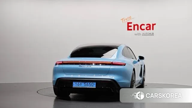 Porsche Taycan id 3378017 из Кореи 14