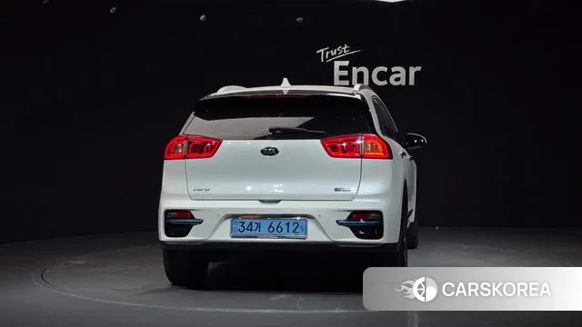 Kia Niro EV id 3209687 из Кореи 14